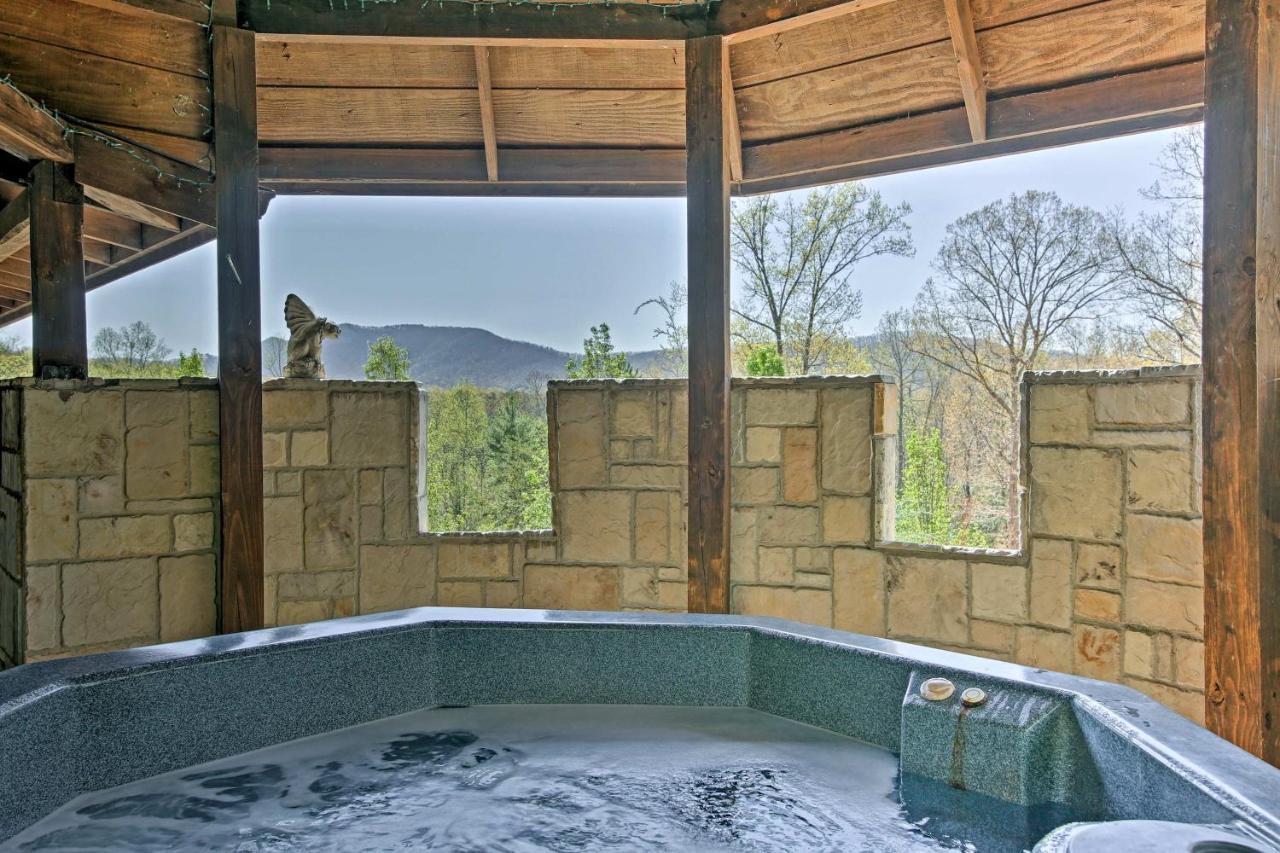 Unique Murphy Retreat With Hot Tub, Pond And Waterfall 빌라 외부 사진